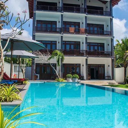 The Green Rooms Surf & Yoga Camp - On The Beach - Prime Location Renovated 2024 Weligama Exterior photo