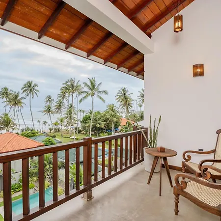 The Green Rooms Surf & Yoga Camp - On The Beach - Prime Location Renovated 2024 Weligama Exterior photo