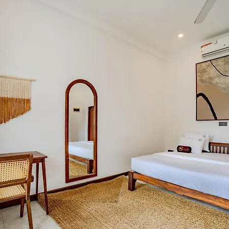The Green Rooms Surf & Yoga Camp - On The Beach - Prime Location Renovated 2024 Weligama Exterior photo