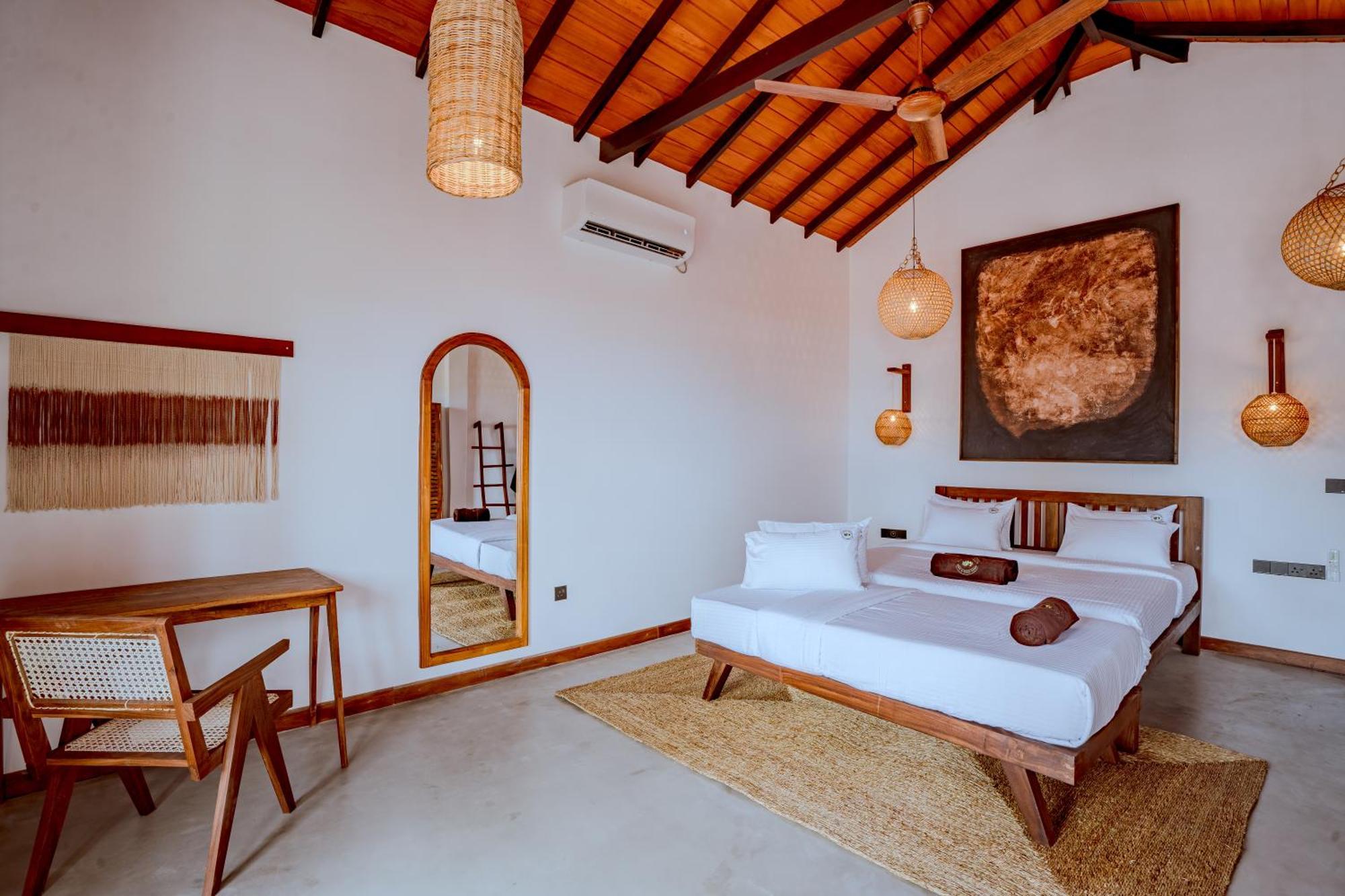 The Surf & Yoga Camp - On The - Prime Location Renovated 2024 Resort