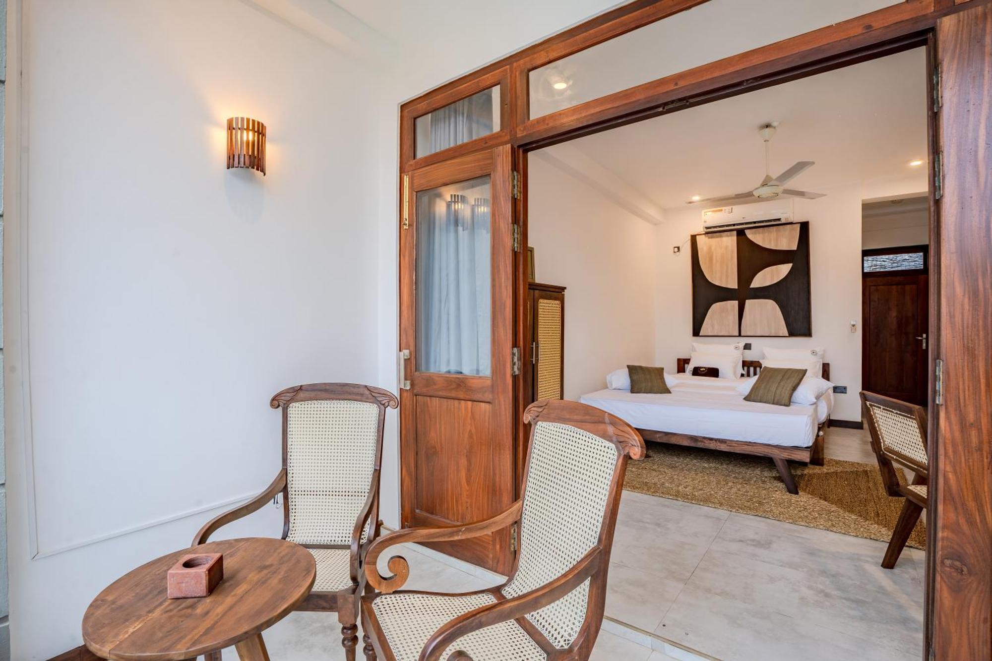 Resort The Surf & Yoga Camp - On The - Prime Location Renovated 2024