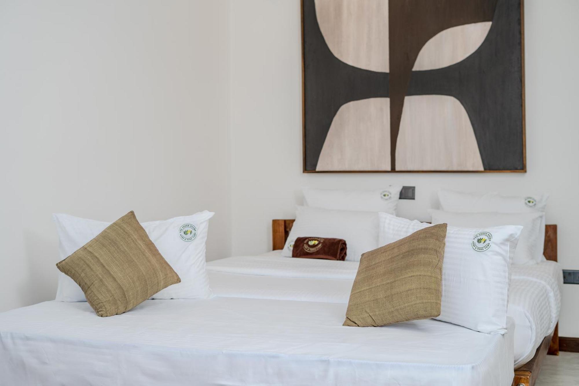 The Surf & Yoga Camp - On The - Prime Location Renovated 2024 Resort
