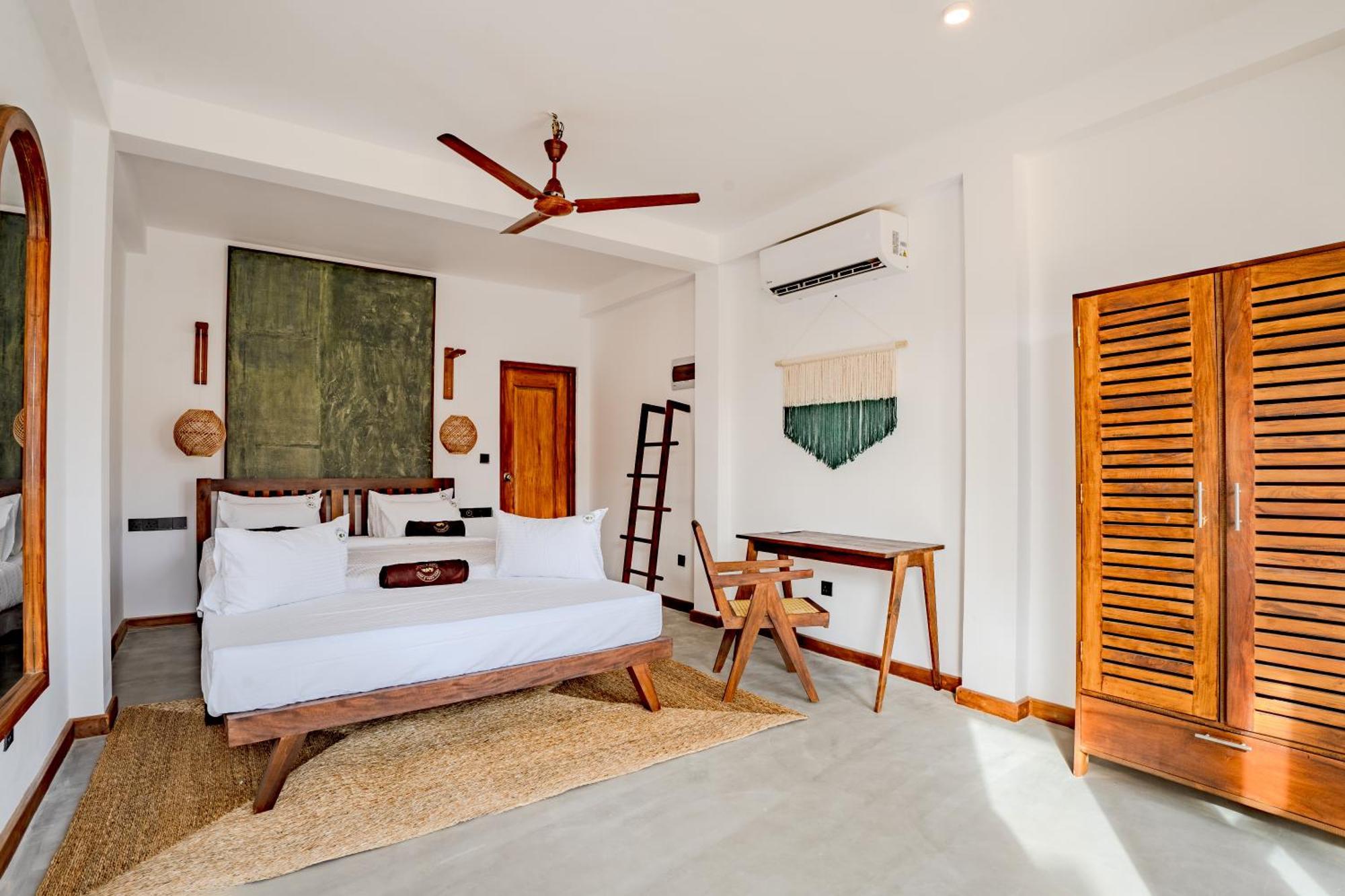 The Surf & Yoga Camp - On The - Prime Location Renovated 2024 Resort Weligama