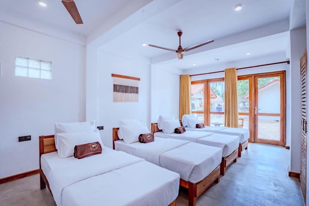 The Surf & Yoga Camp - On The - Prime Location Renovated 2024 Resort *